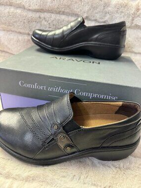 Aravon Danielle Slip-On leather comfort shoes in black